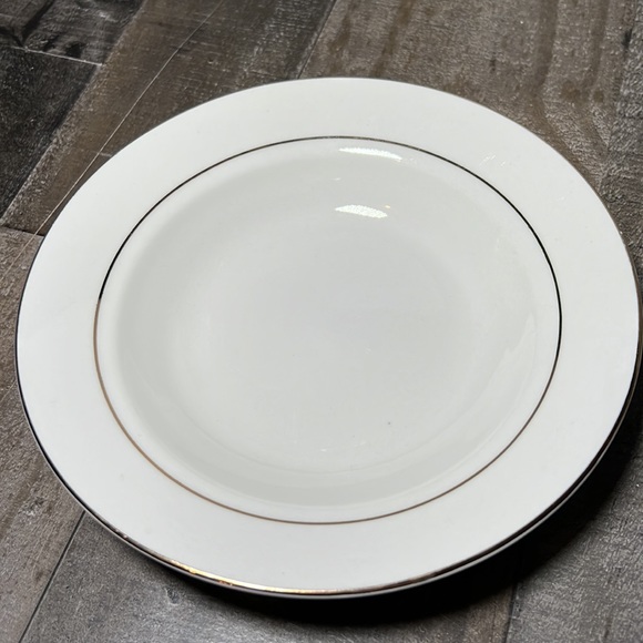 Vintage Heritage Platinum by GIBSON DESIGNS Set 7 Soup or Cereal Bowls - Picture 3 of 6